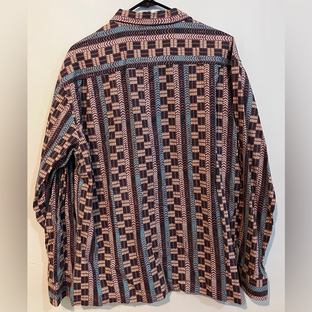 Super Massive Designer Button Down Long Sleeve Sh… - image 2